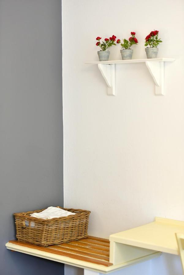 Piteoussa Rooms Hydra  Bagian luar foto